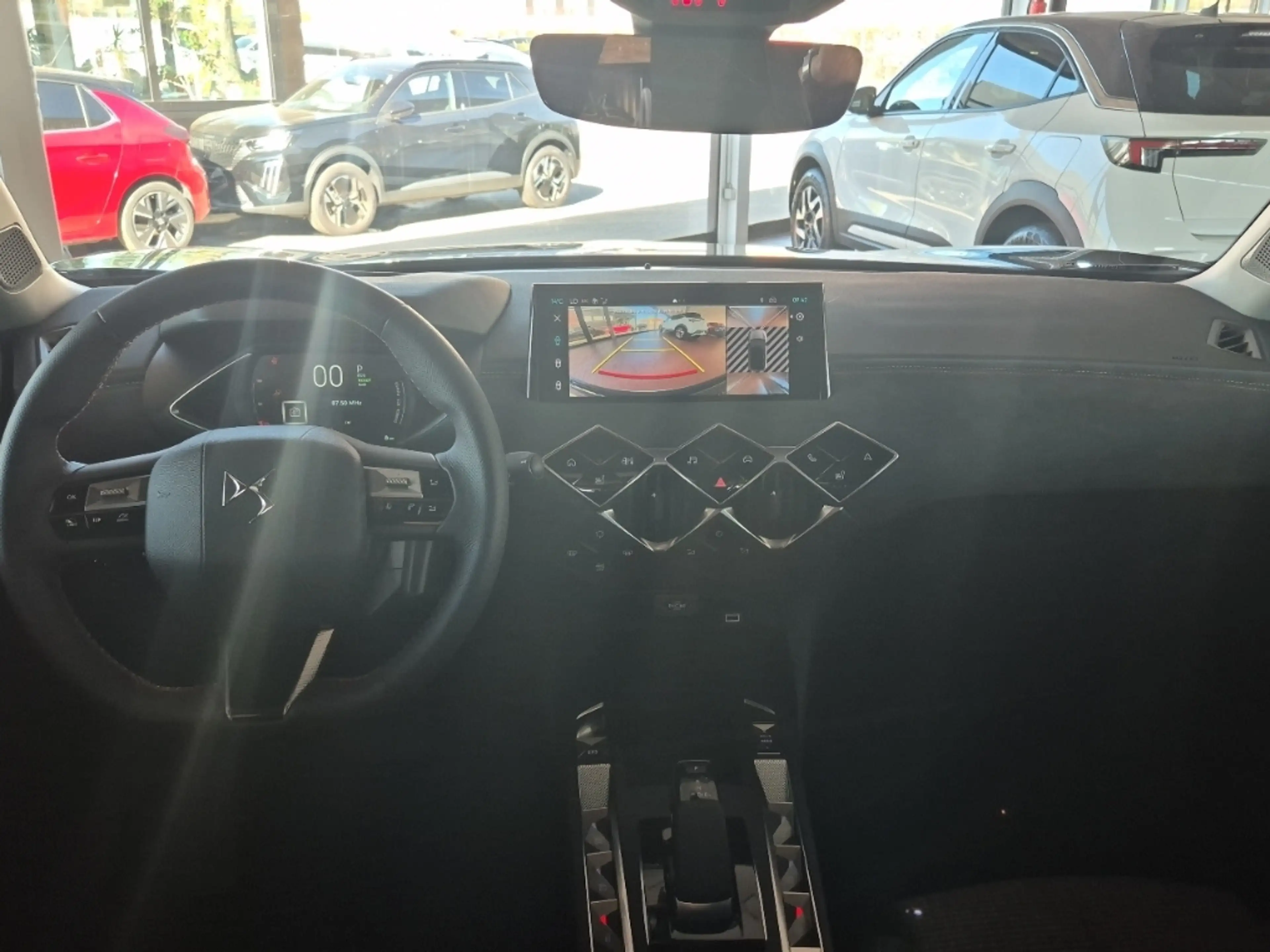 DS Automobiles DS 3 E-Tense Etoile 11kw Shz Navi Kamera 360  Matrix — photo 15