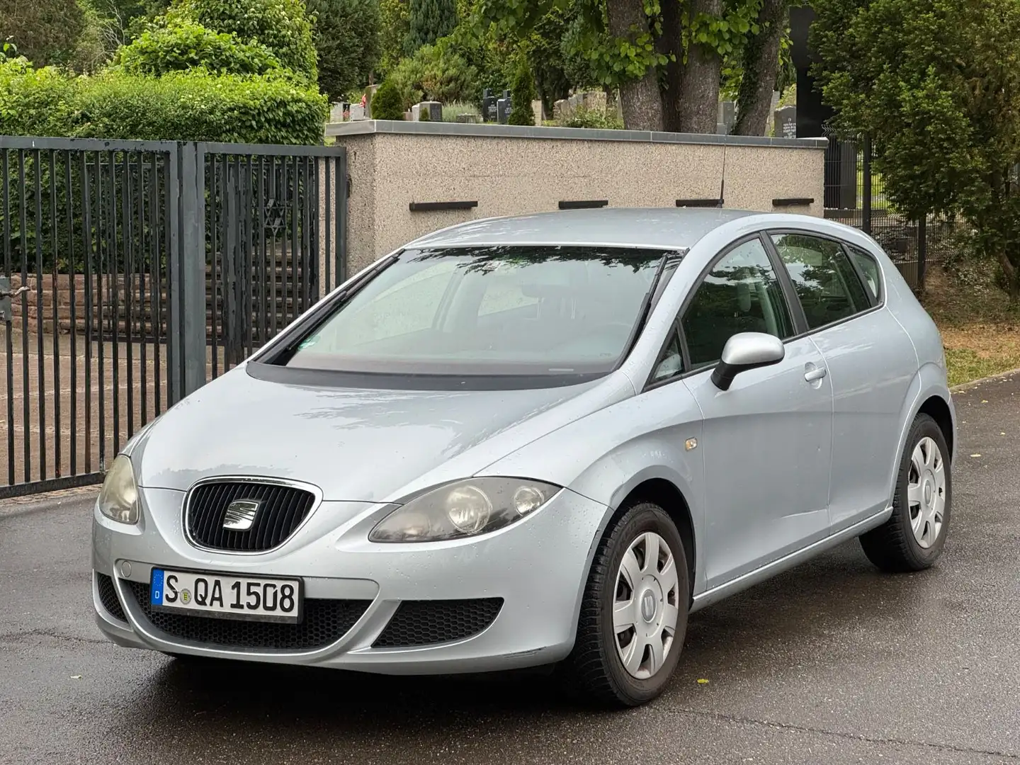 SEAT Leon Reference 1.6 Silber - 1