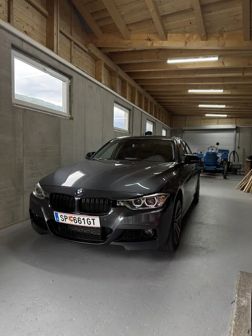 BMW 320 F30 320d xDrive - 1