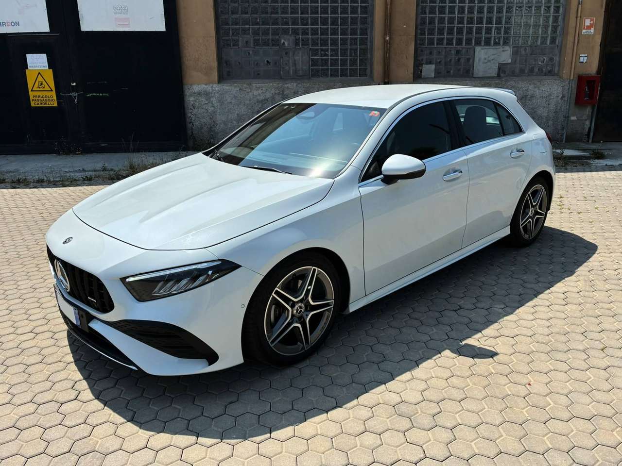 Mercedes-Benz A 200 AMG Line *PRONTA CONSEGNA*