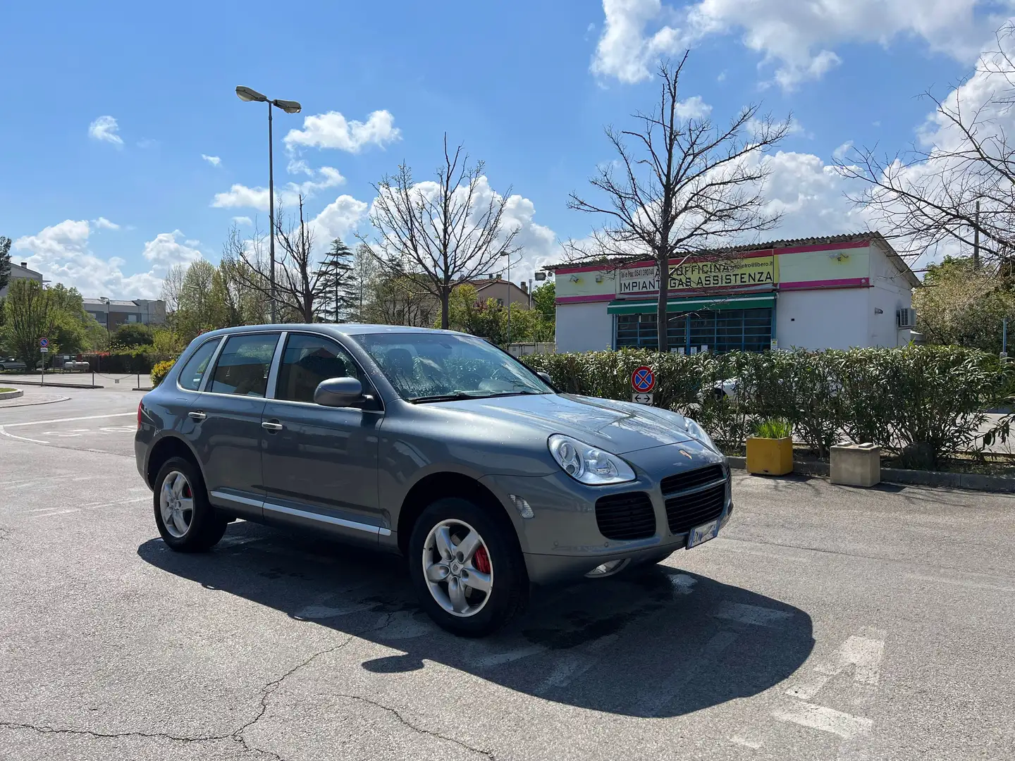 Porsche Cayenne Turbo - 2