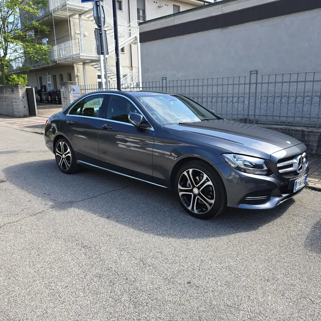 Mercedes-Benz C 180 Exclusive - 1