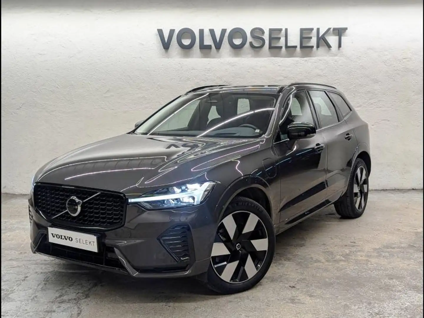 Volvo XC60 T6 AWD 253 + 145ch Utimate Style Dark Geartronic Gris - 1