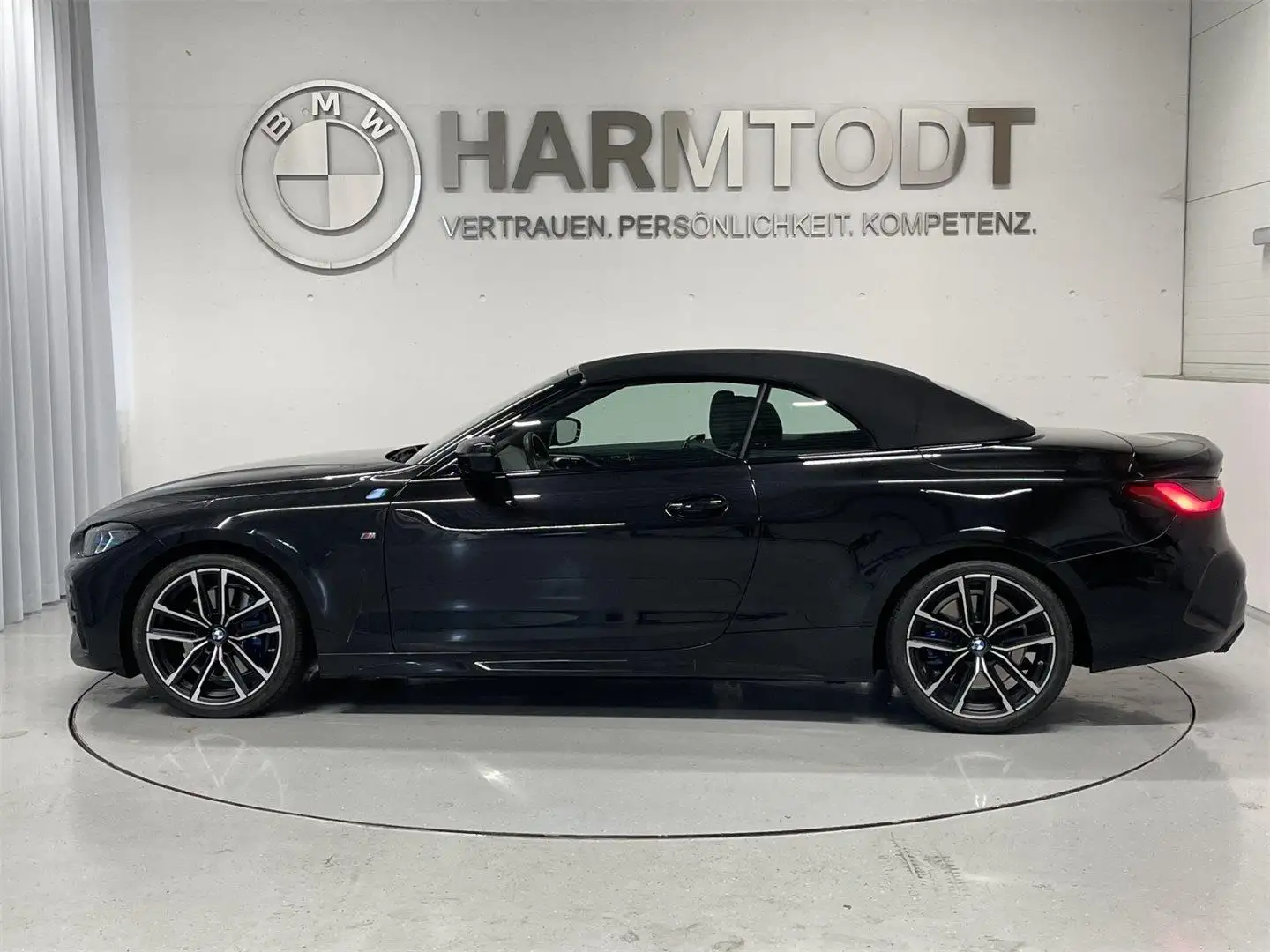 BMW 440 i M xDrive Schwarz - 2