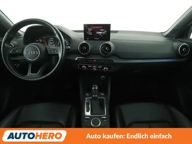 Audi Q2 view 12