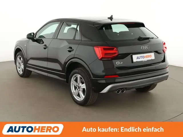 Audi Q2 view 4
