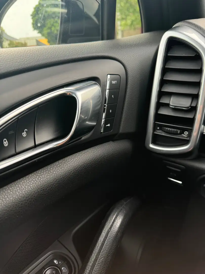 Porsche Cayenne Cayenne Diesel Schwarz - 2
