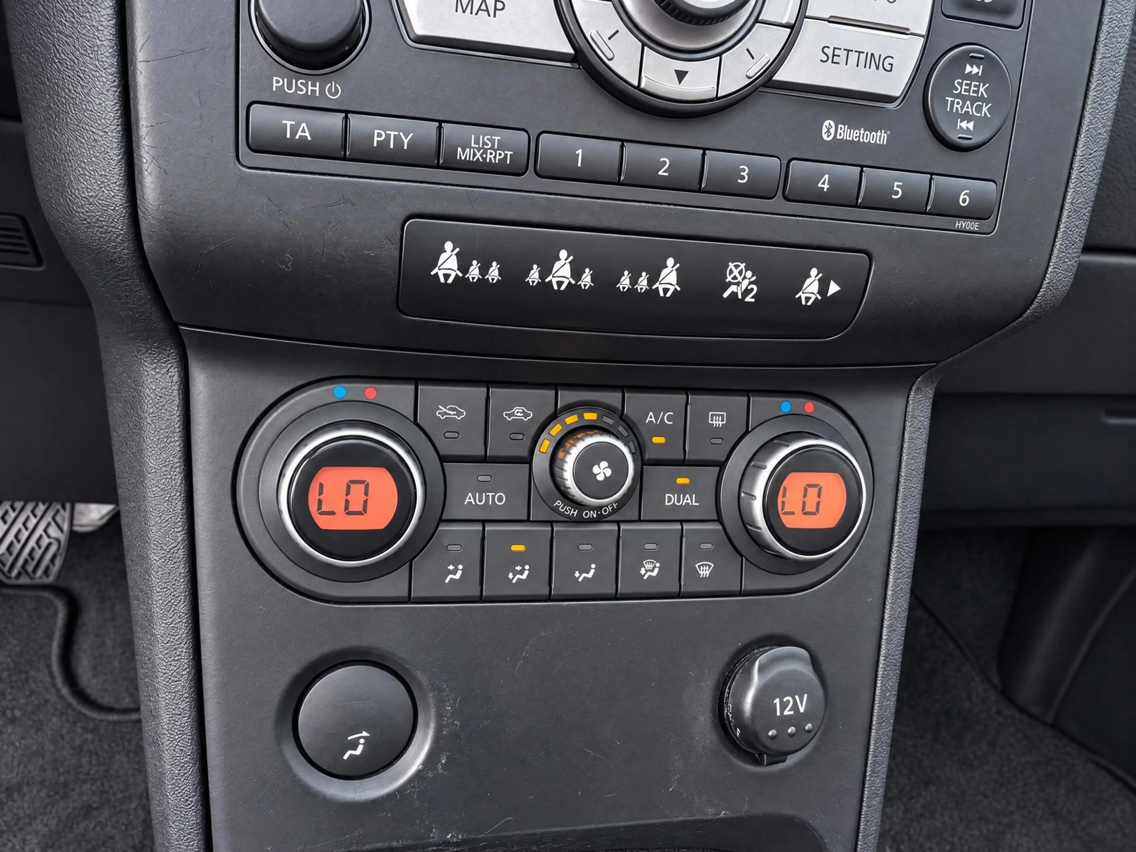 Nissan Qashqai 2.0 Tekna met Panorama dak !!! Leder !!! Camera !! — photo 14