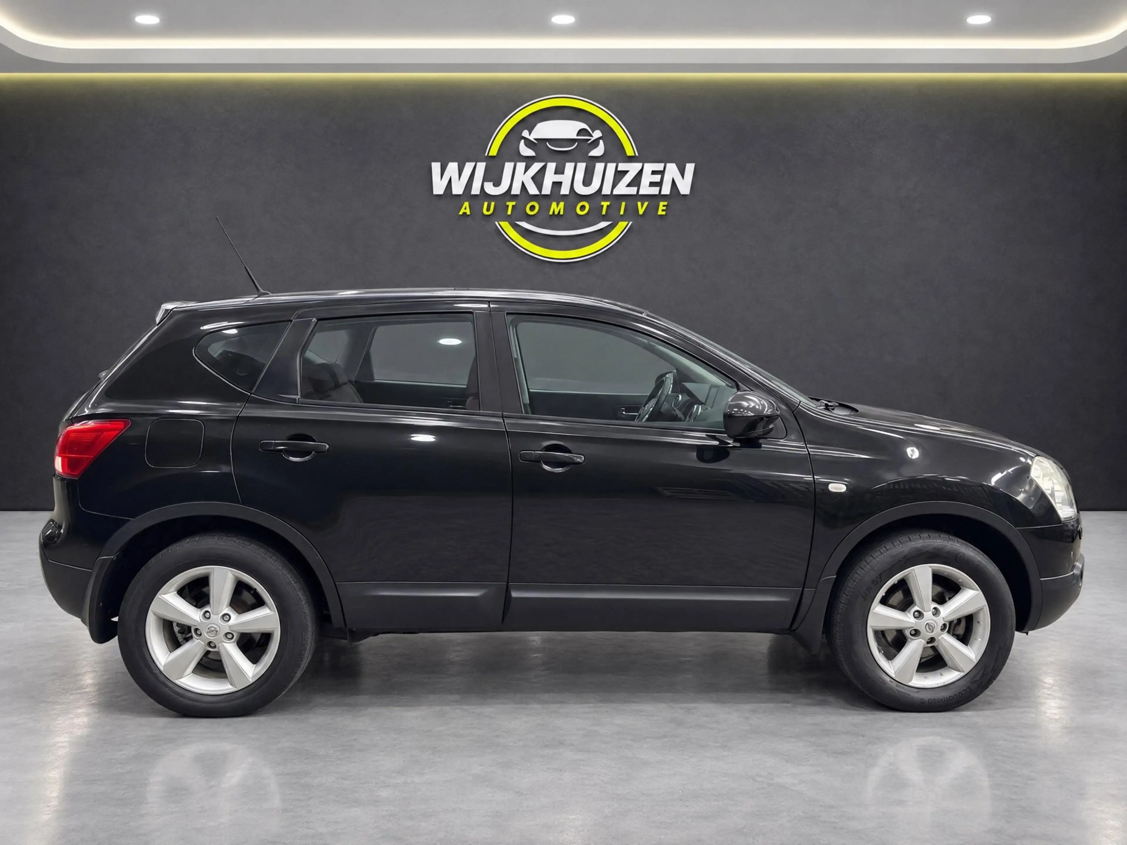 Nissan Qashqai 2.0 Tekna met Panorama dak !!! Leder !!! Camera !! — photo 3