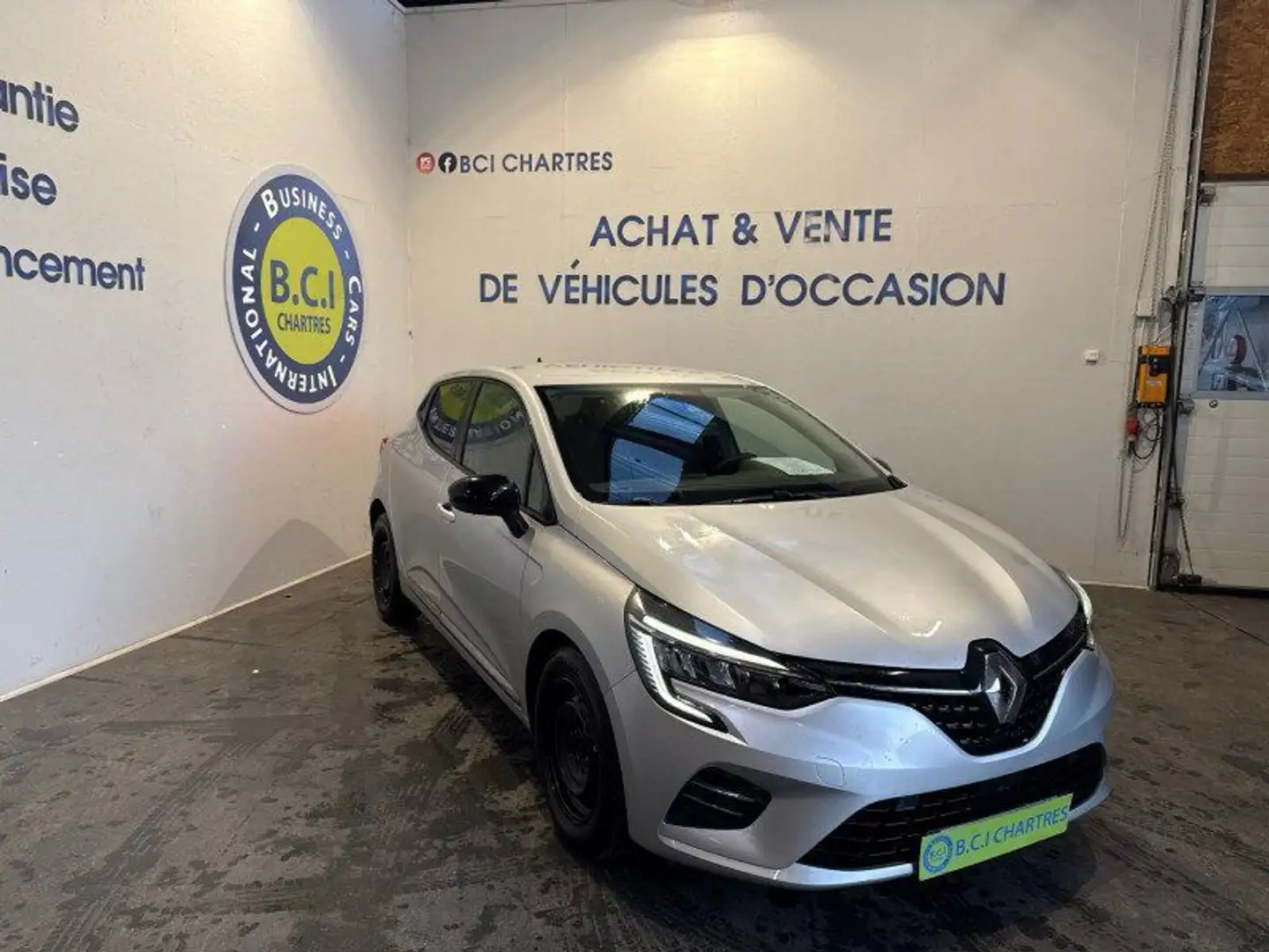 Renault Clio V 1.0 TCE 90CH EQUILIBRE Gris - 2
