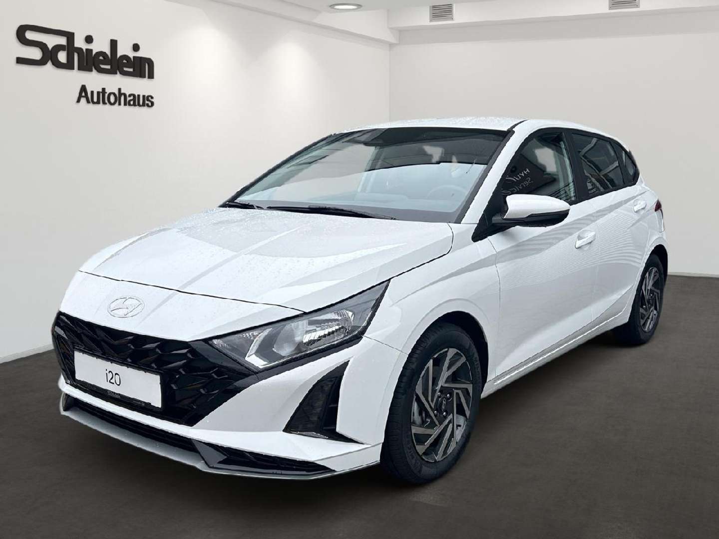 Hyundai i20 nuo 351 €/ mėn Benzinas 2024m. Hečbekas Mechaninė