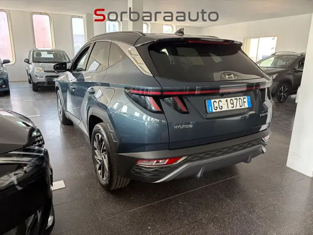 Hyundai Tucson view 2