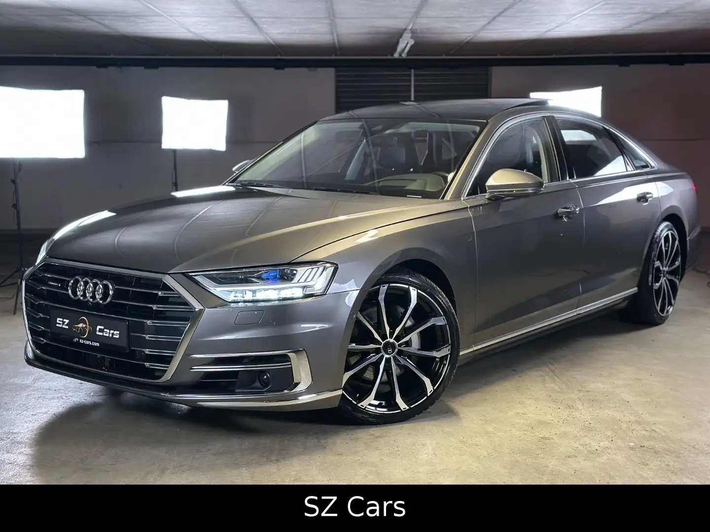 Audi A8 50 TDI Quattro*B&O*HUD*360 KAM*KEYLESS*PANO Grau - 1