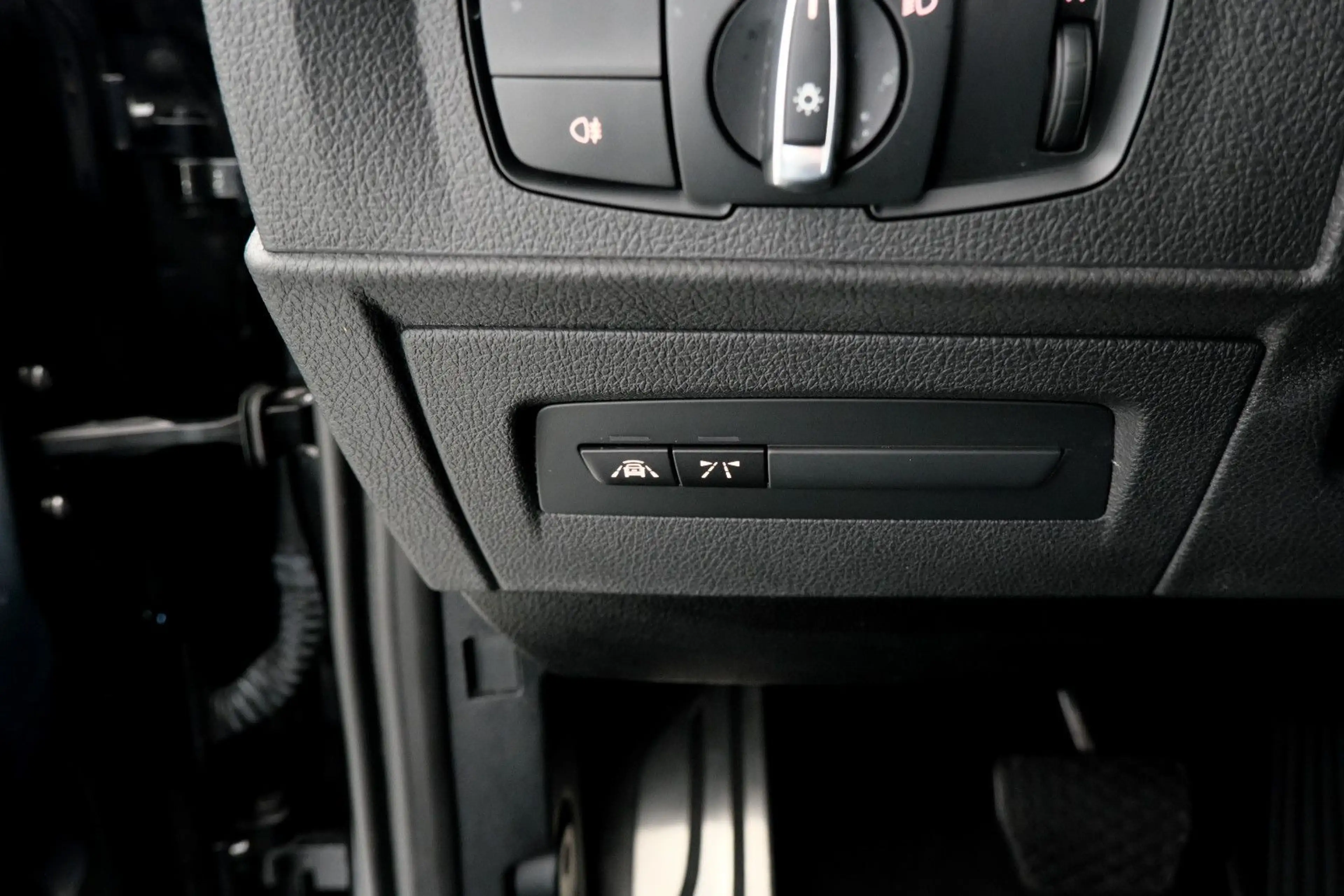 BMW 240 xDrive Cabrio Navi Prof. H&K Leder Deutsch — photo 11