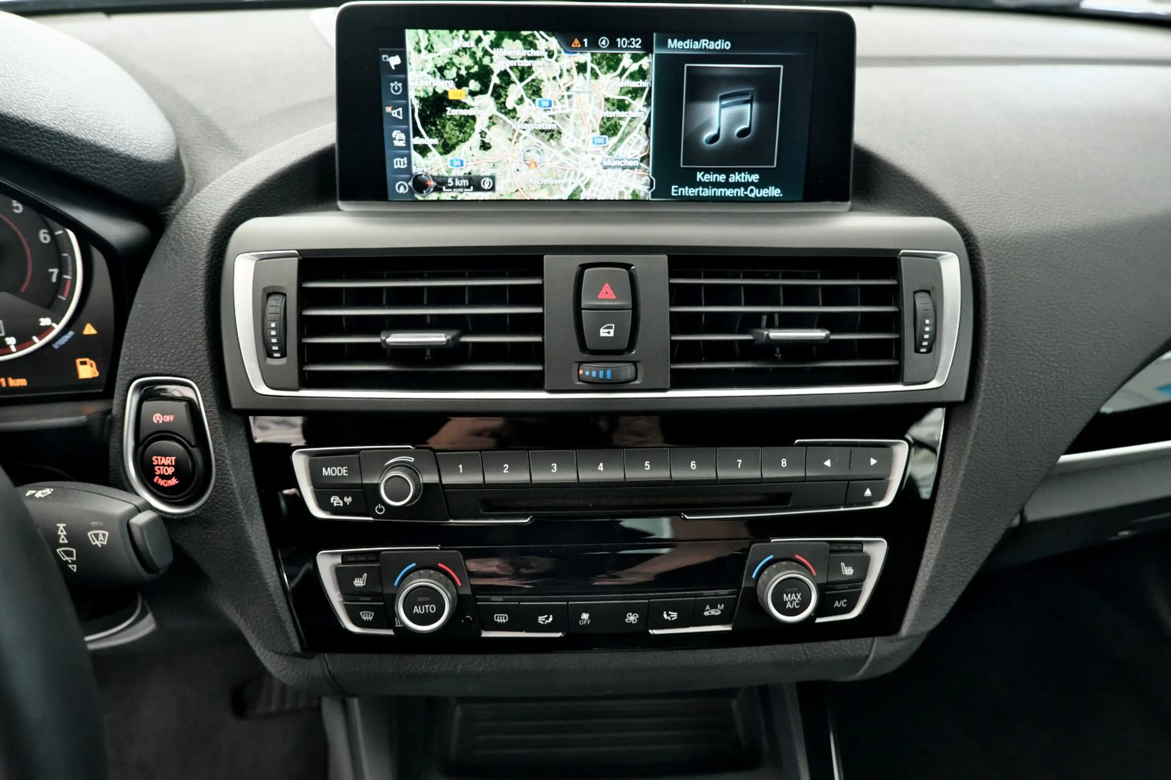 BMW 240 xDrive Cabrio Navi Prof. H&K Leder Deutsch — photo 10