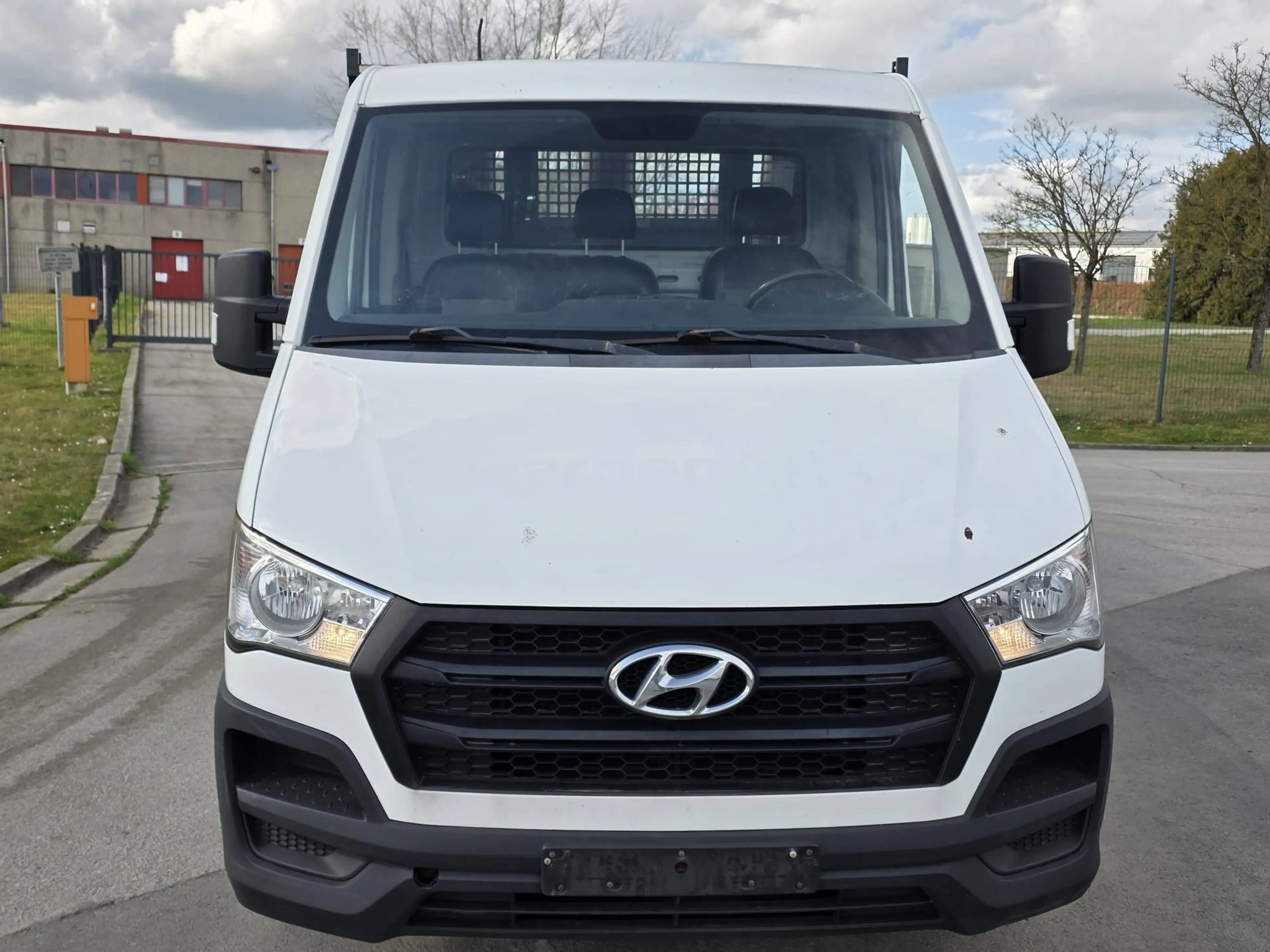 Hyundai H 350 2.5 CRDi — photo 9