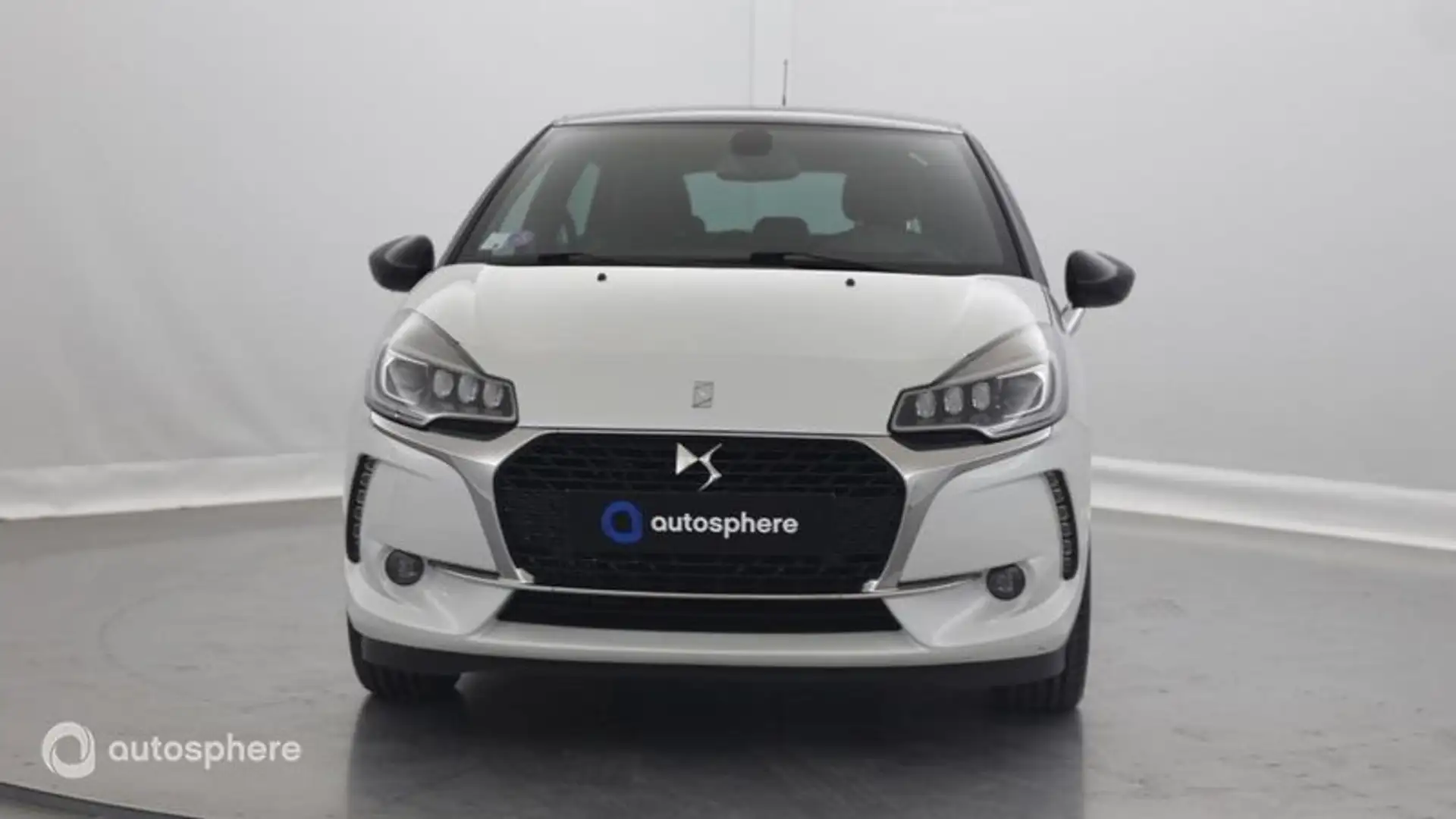 DS Automobiles DS 3 PureTech 110ch So Chic Automatique - 2