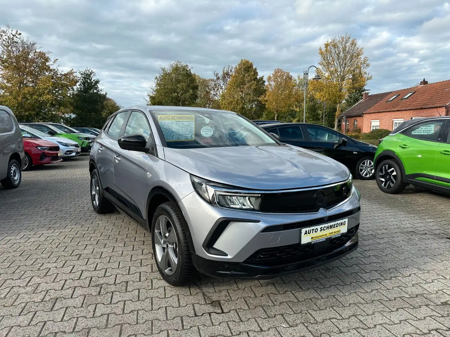 Opel Grandland X Grandland 1.2 GS Line Automatik 12tkm/Kamera/DAB Silber - 2