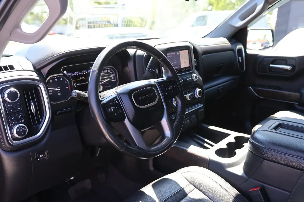 GMC Sierra 1500 снимка GMC Sierra 1500