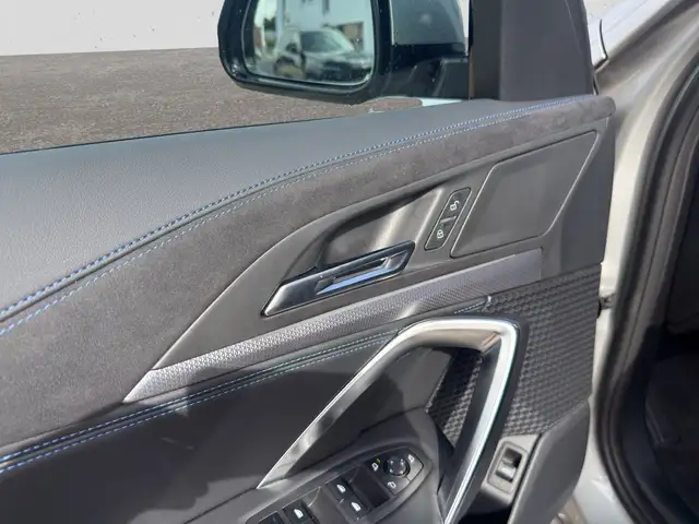 BMW X1 view 9