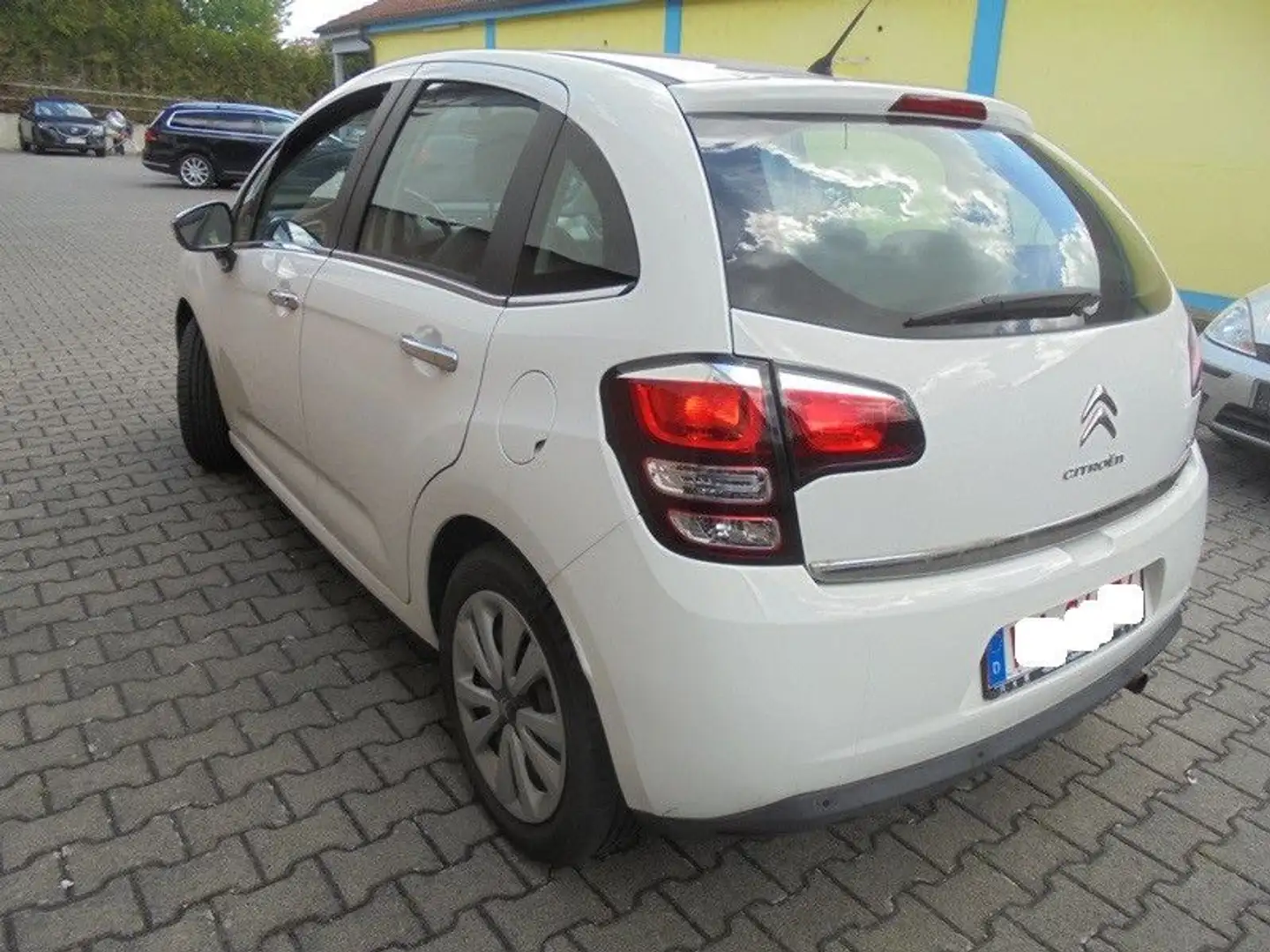 Citroen C3 PureTech82ExclusTÜV 03/27;TEMPO;KLIMA;S/H VOLL Weiß - 2