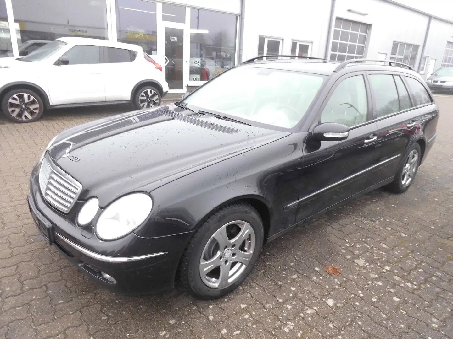 Mercedes-Benz E 320 E T-Modell E 320 T CDI Elegance Schwarz - 2