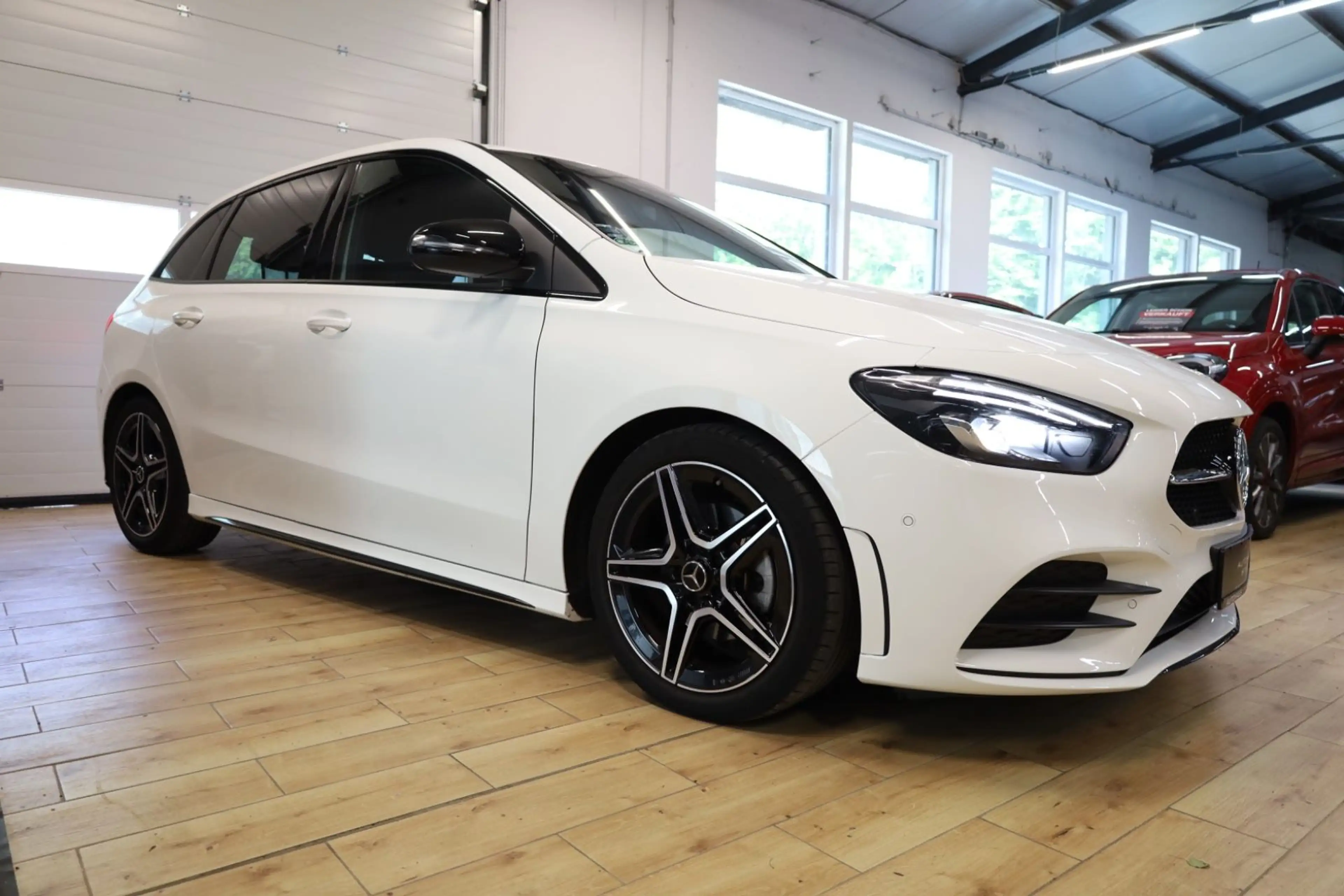 Mercedes-Benz B 200 AMG-Line  Edition 2021/Navi/Night-Paket/Ka — photo 4