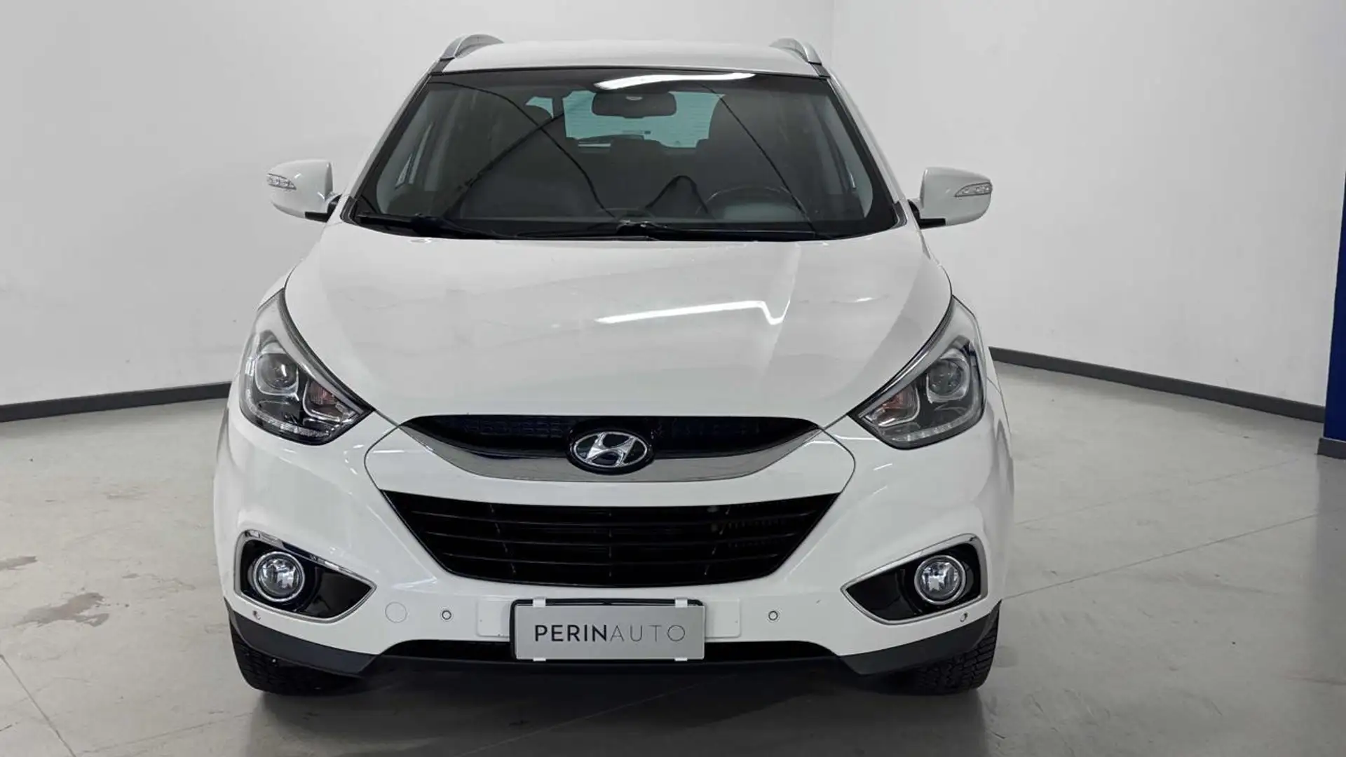 Hyundai iX35 2.0 CRDi 4WD Xpossible A/T Modrá - 2
