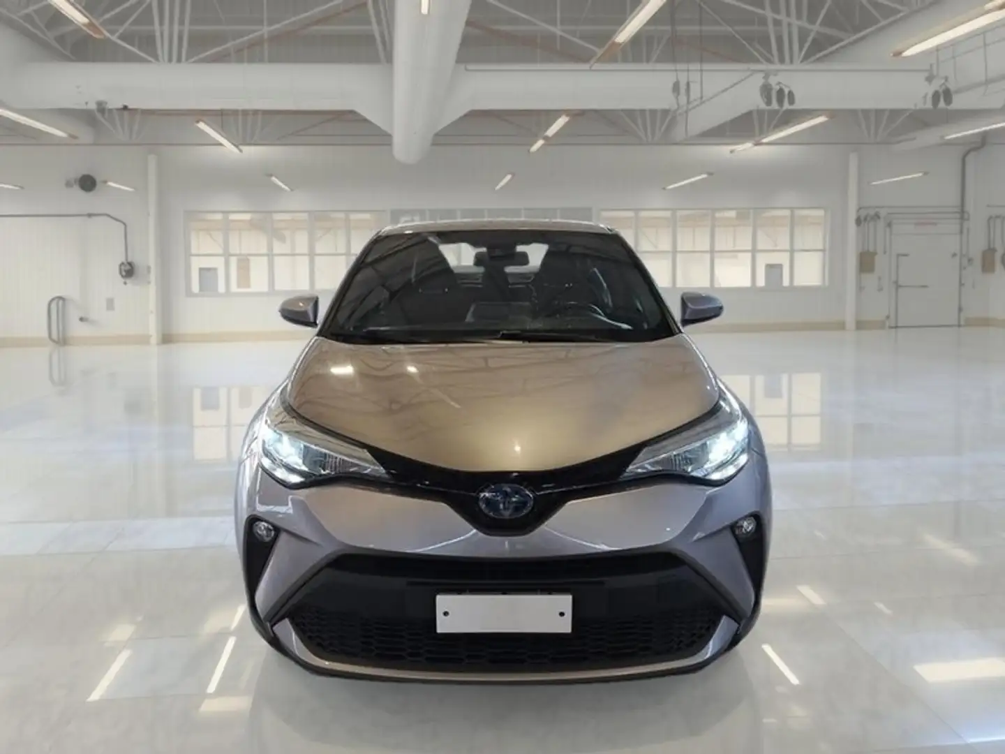 Toyota C-HR 1.8H 98CV E-CVT Business - 2