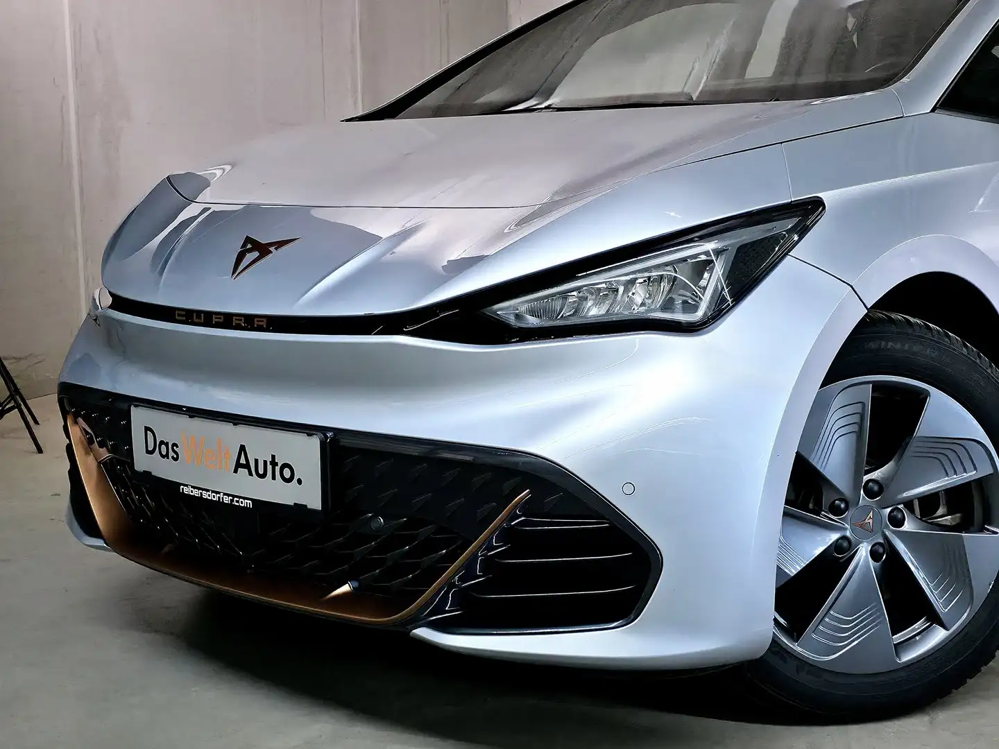 CUPRA Born 58 150kW/204PS Silber - 2