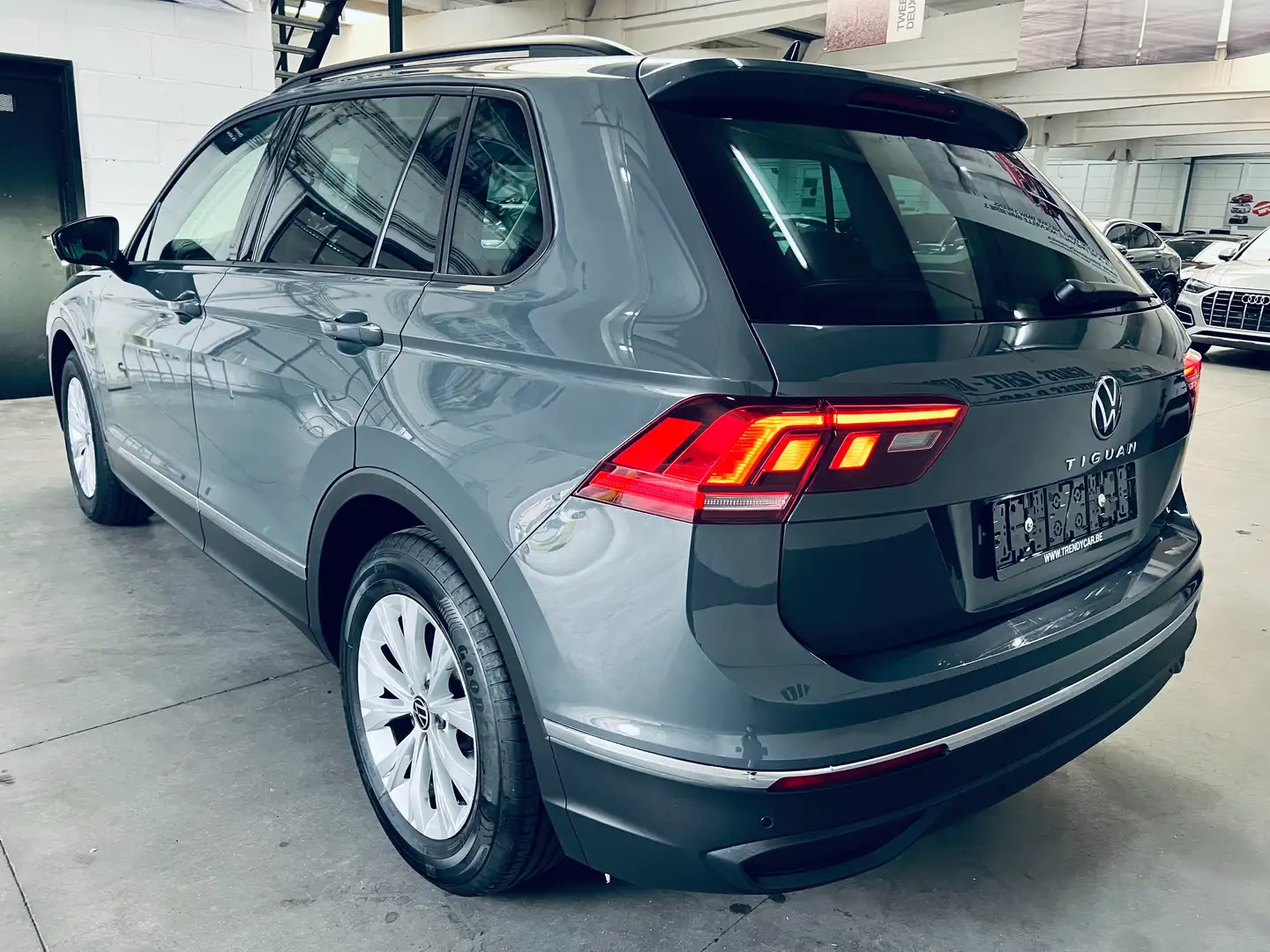 Volkswagen Tiguan 1.5 TSI DSG EU6d+TVA+NAVI+CAMERA+CARNET+GARANTIE Gris - 2