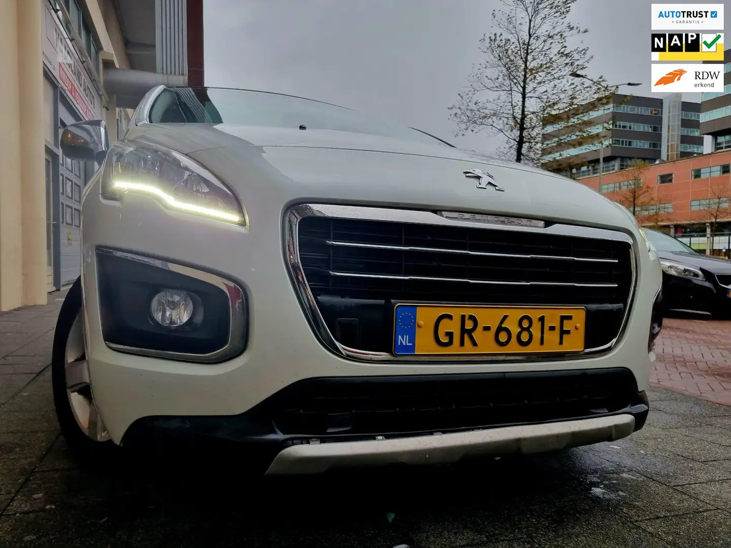 Peugeot 3008 1.2 PureTech Allure PanoDak Navi Camera Full Wit - 1