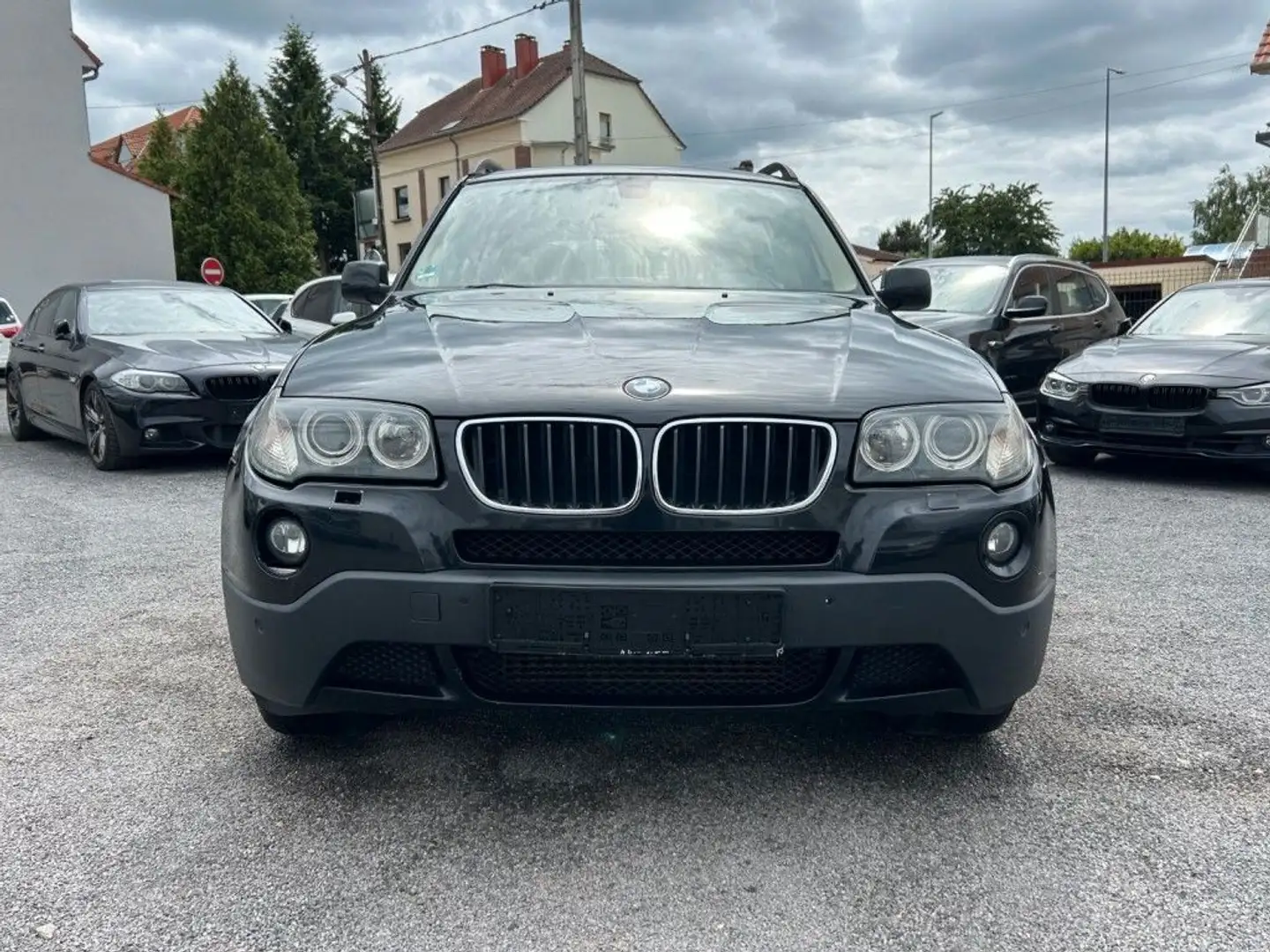 BMW X3 20d AUT + LEDER + NAVI + XENON + SHZ + TEMP Schwarz - 2