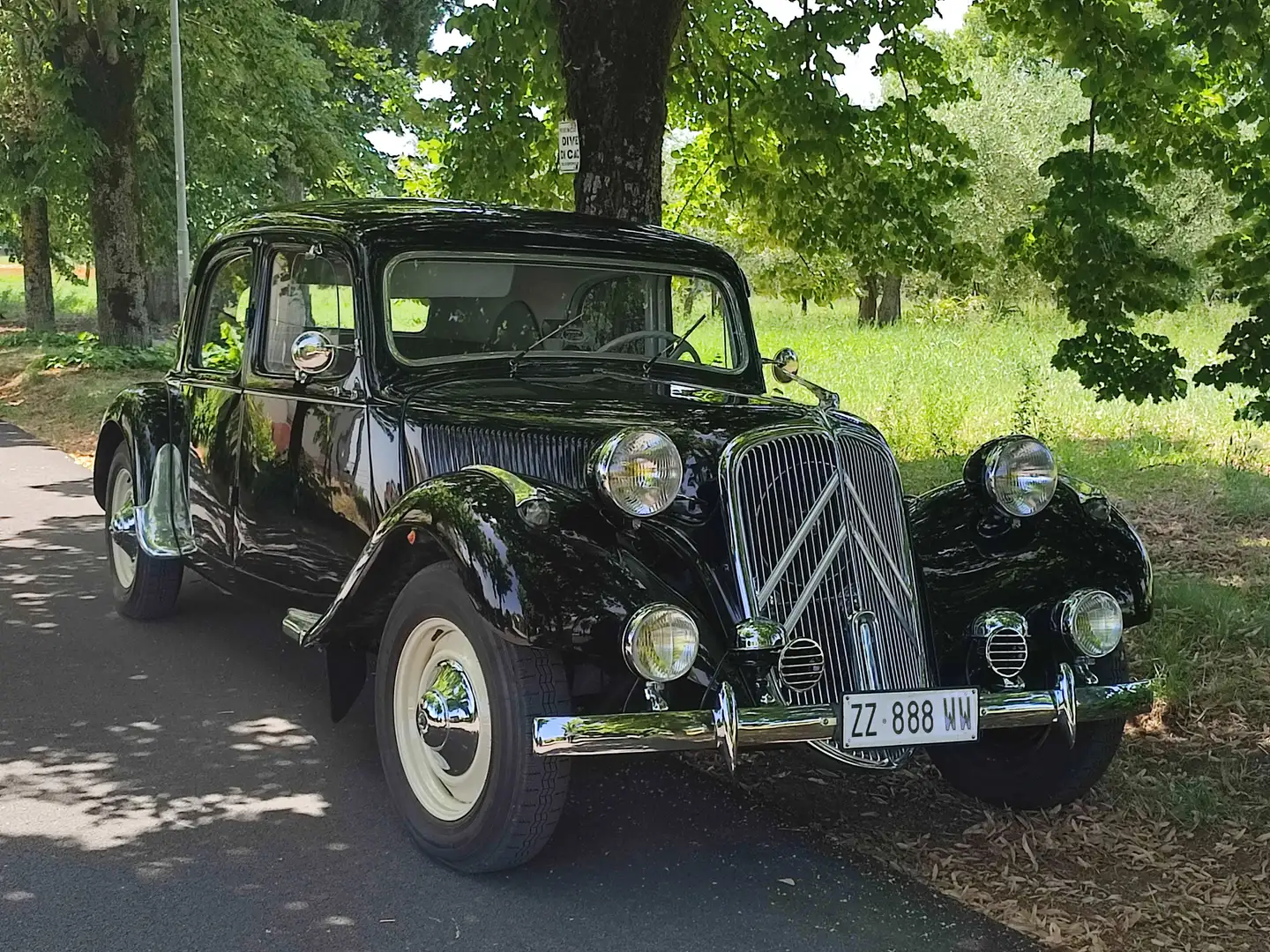 Citroen Traction 11B Negru - 1