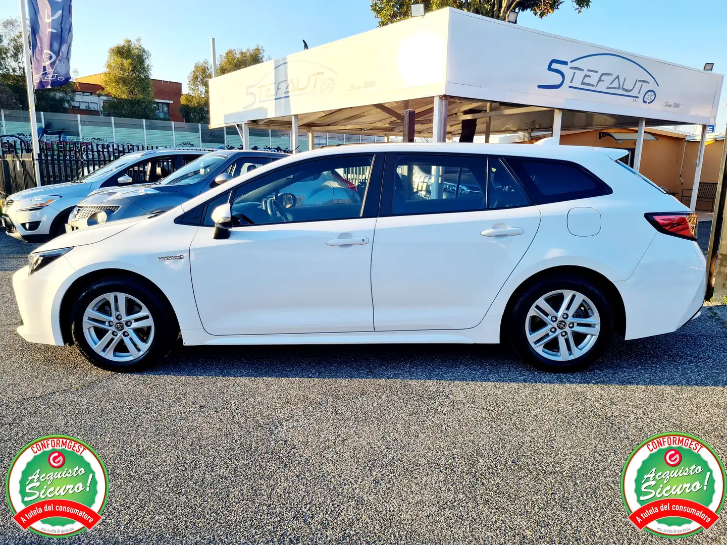 Toyota Corolla Corolla Touring Sports 1.8h cvt*TAGLIANDI*UNIPRO* Blanco - 1