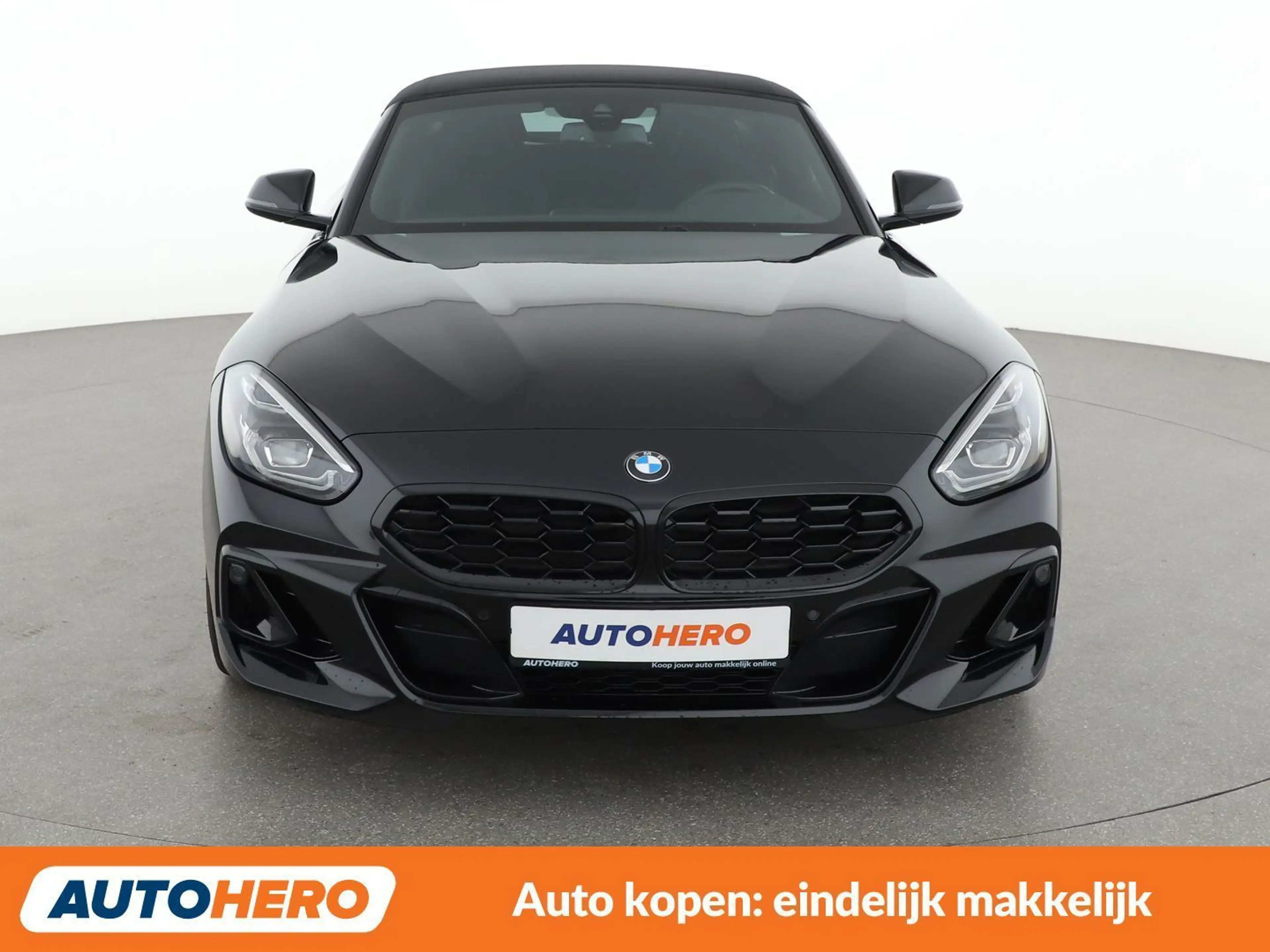 BMW Z4 sDrive 20i M Sport — photo 9