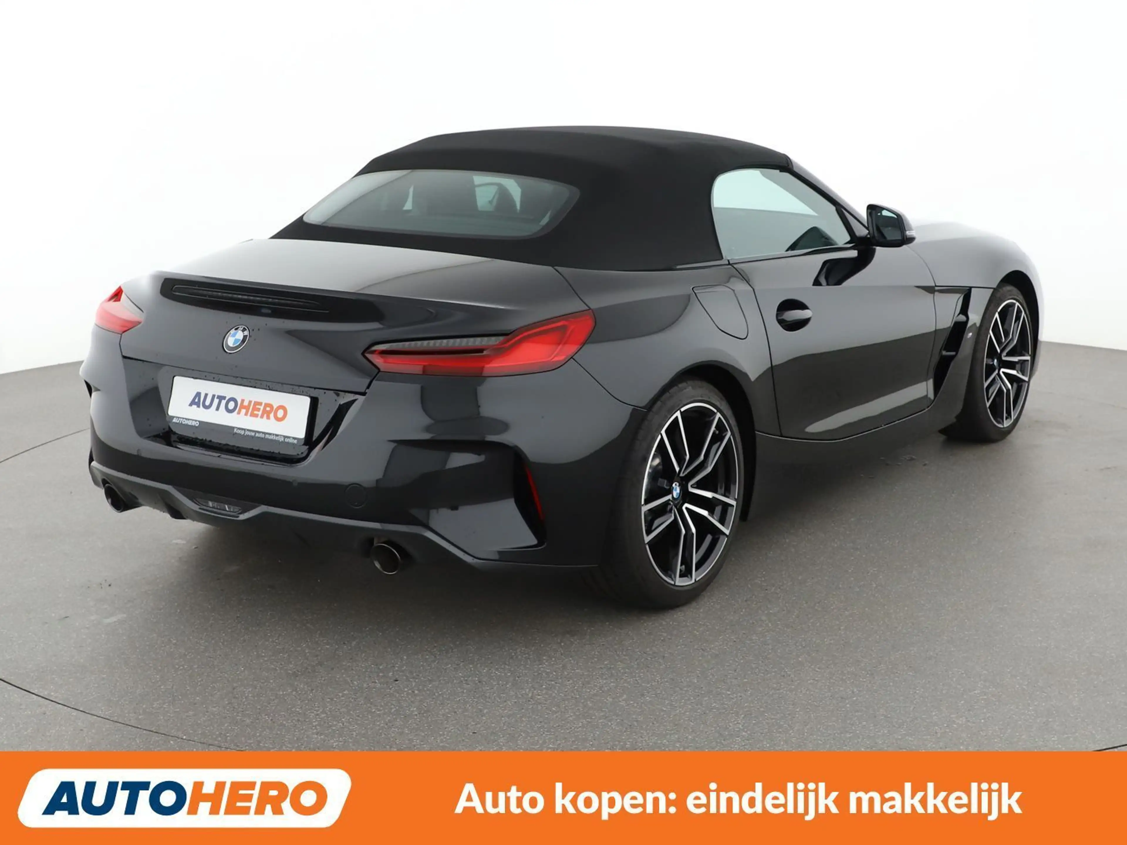 BMW Z4 sDrive 20i M Sport — photo 6