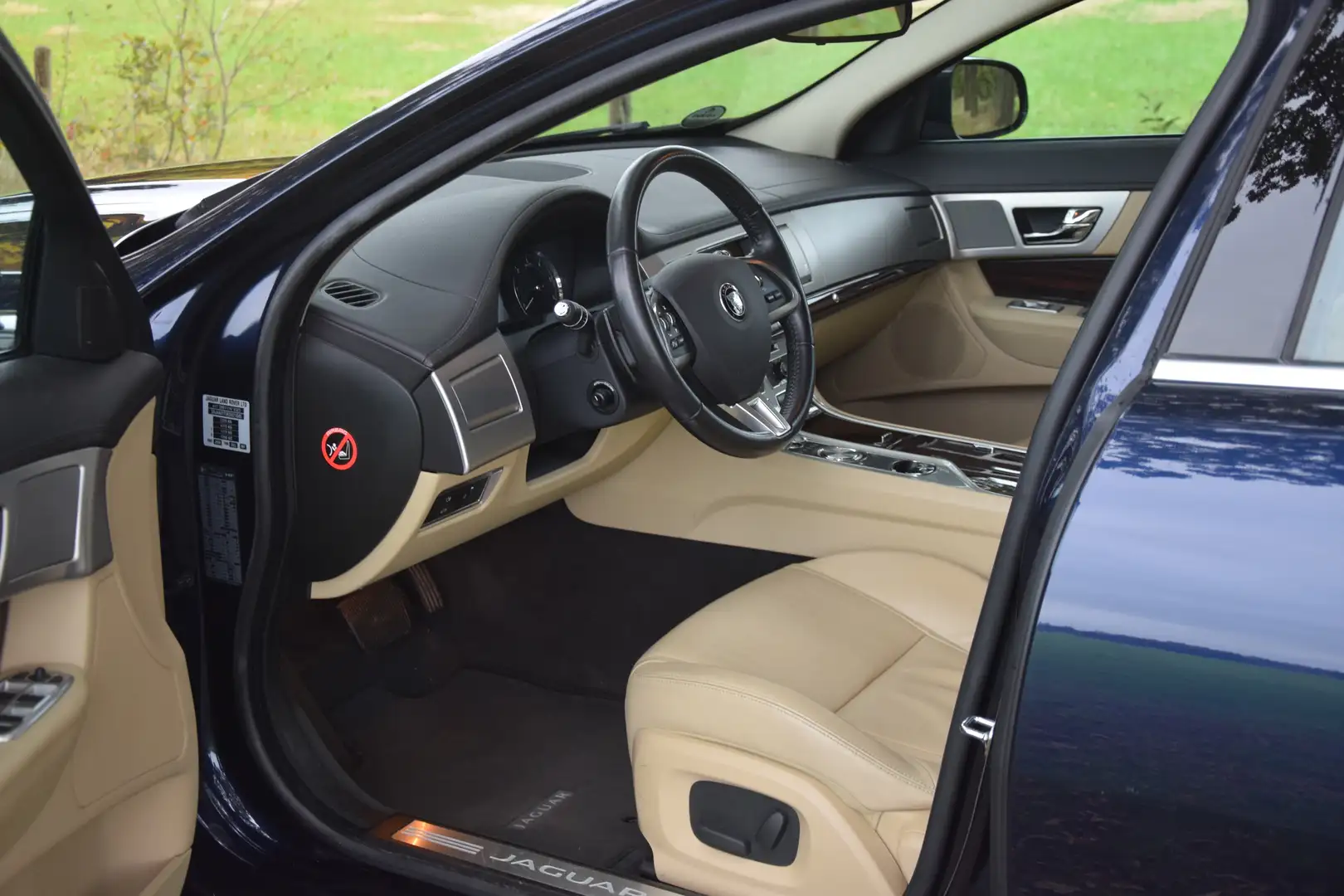 Jaguar XF 2.2D Bleu - 2