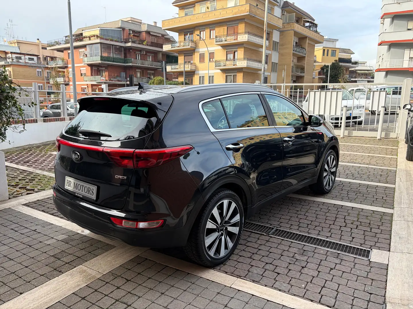 Kia Sportage 1.7 crdi Business Class Style Pack - BELLISSIMA Nero - 2