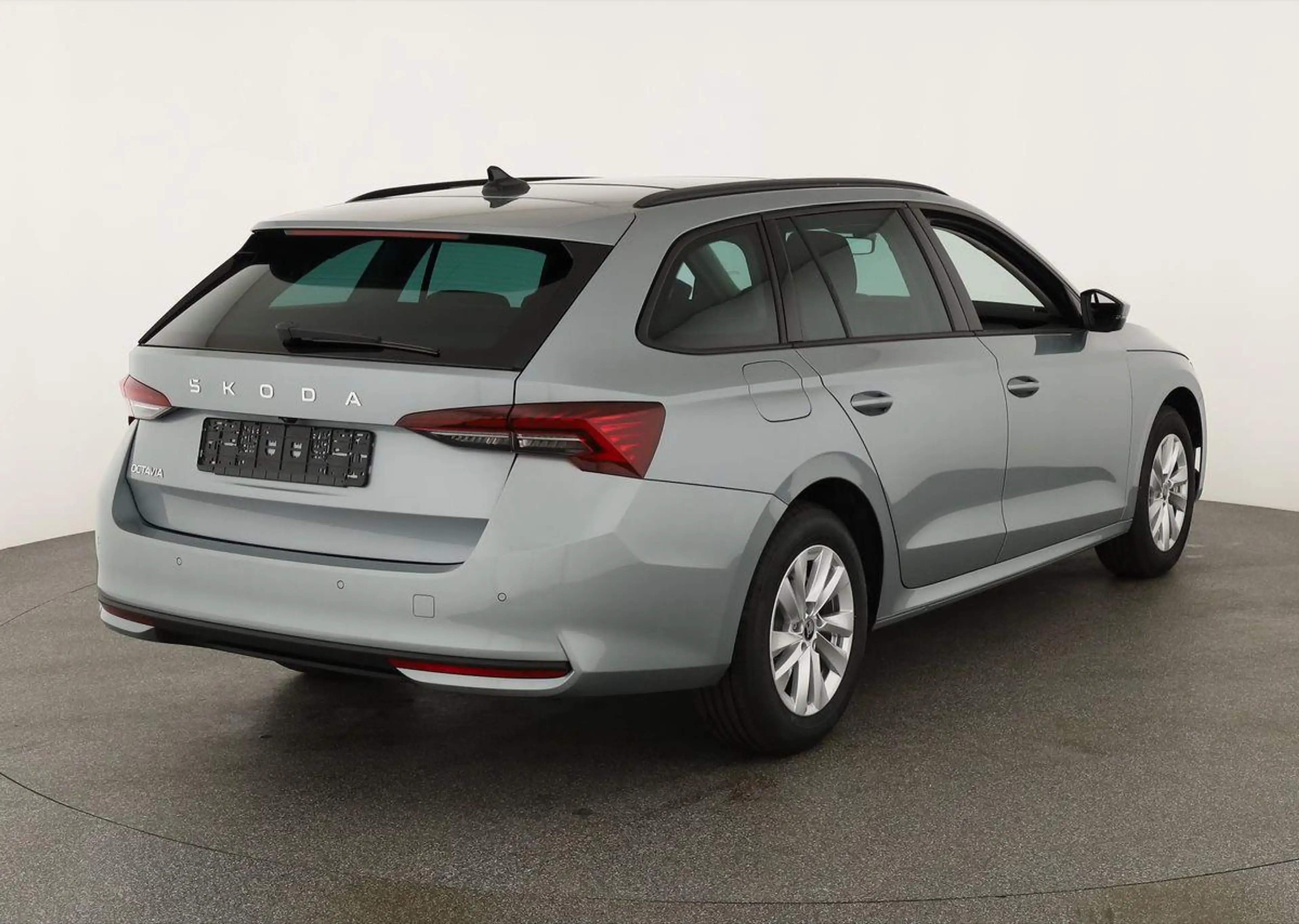 Skoda Octavia Combi TDI DSG Selection, Navi, Pano, AHK, Teillede — photo 4
