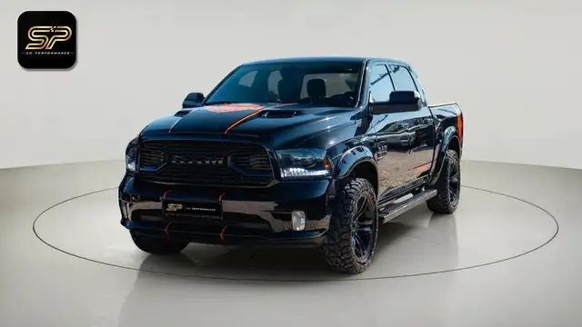 Dodge RAM V8 5.7 HEMI 401 CH 4X4 OFFROAD NIGHT DESIGN HARLEY DAVIDSON