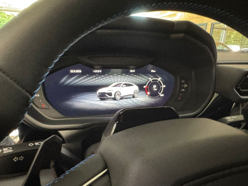 Lamborghini Urus 4.0 V8 PHEV SE 2026 — photo 12