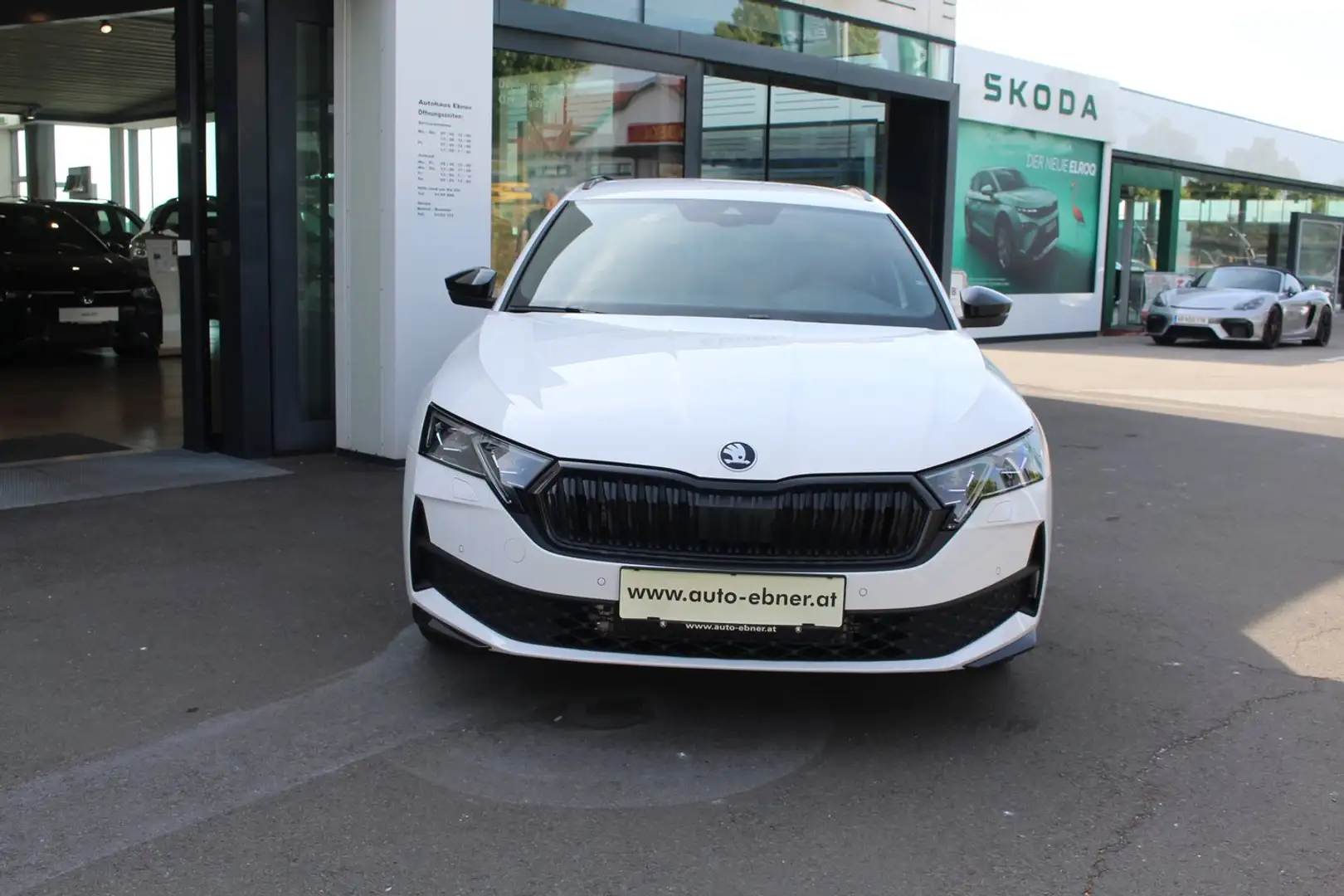 Skoda Octavia Sportline TSI mHEV DSG Weiß - 2