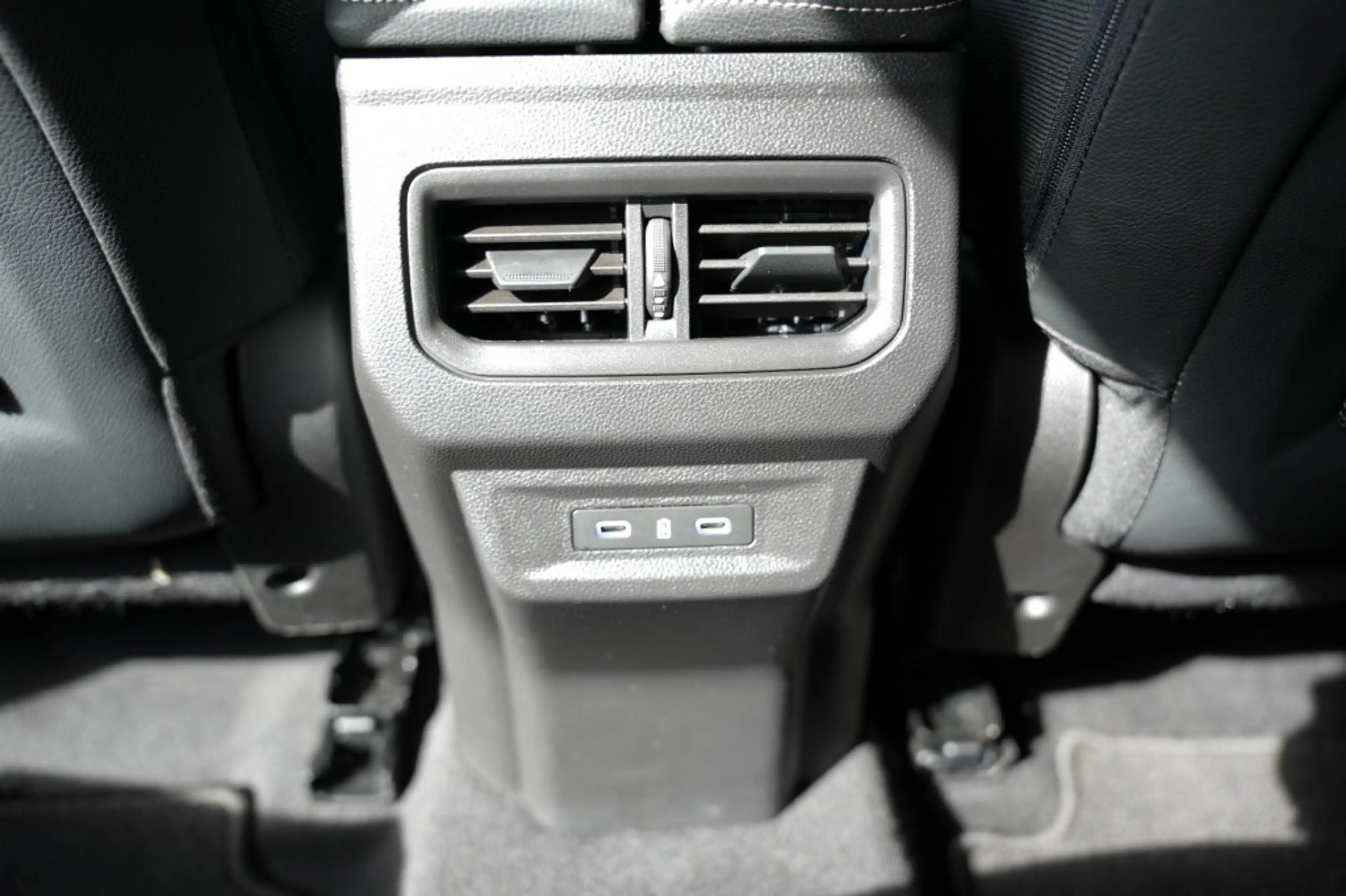 Renault Austral 1.2 ET FH 200 TECHNO — photo 13
