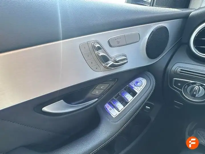 Mercedes-Benz GLC 2022, foto 60