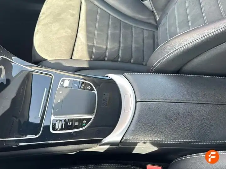 Mercedes-Benz GLC 2022, foto 58