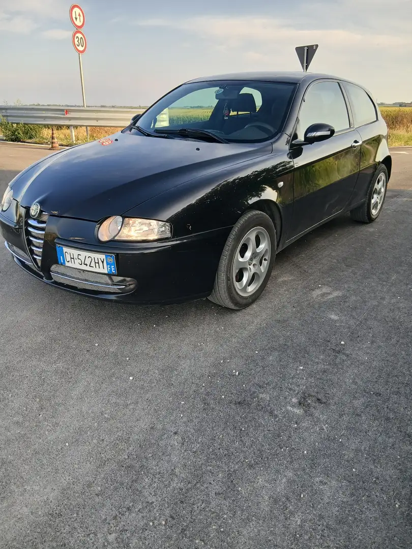 Alfa Romeo 147 sport - 2