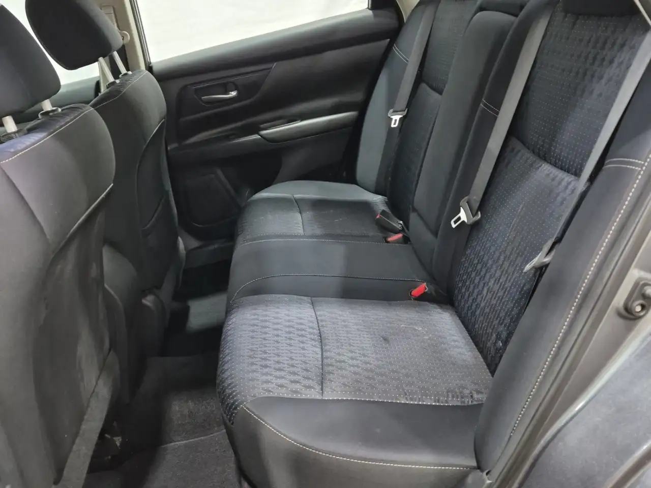 Nissan Altima снимка Nissan Altima