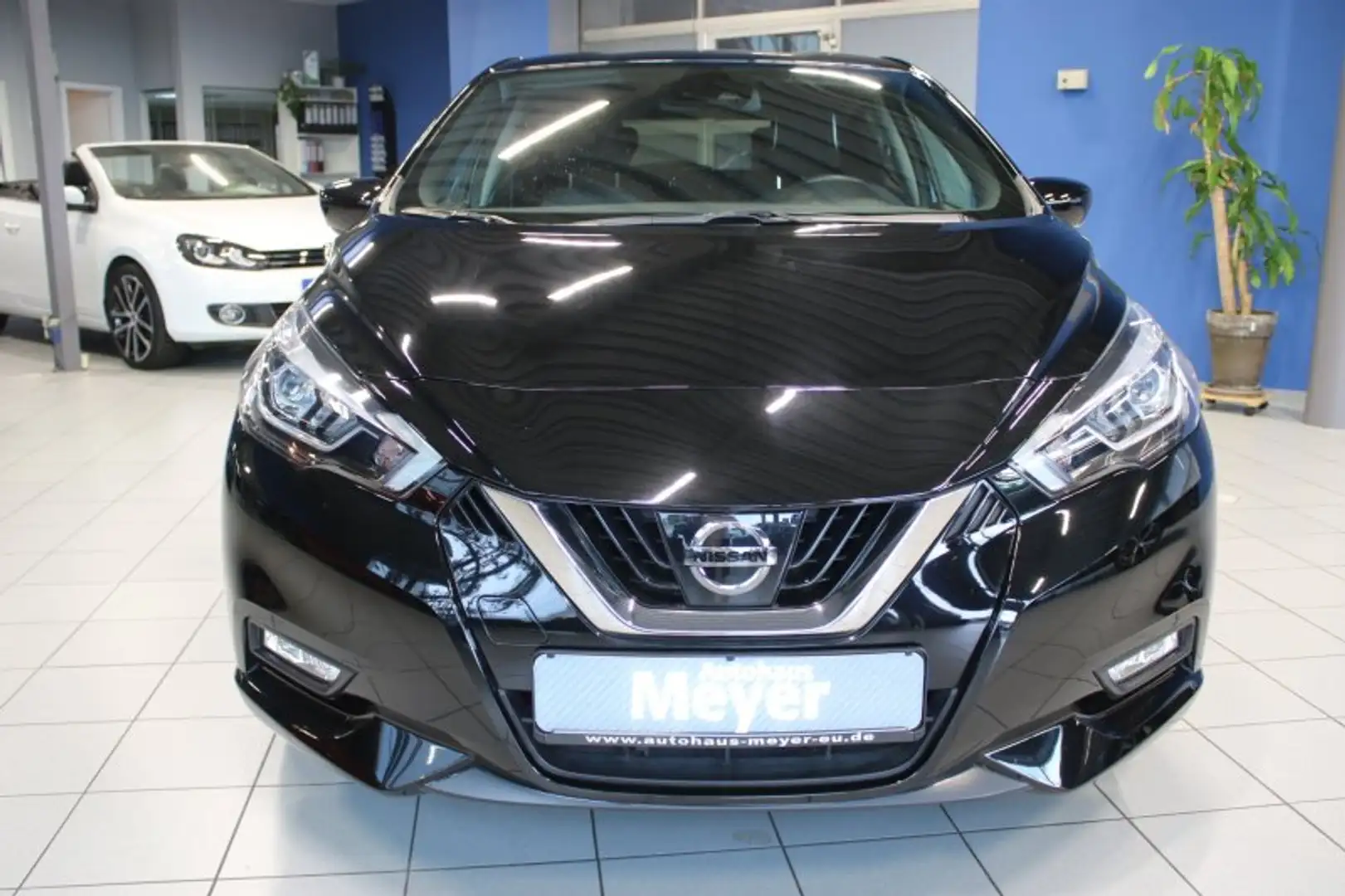 Nissan Micra 1.0 DIG-T Tekna  LED/Navi/DAB/Keyless Schwarz - 2