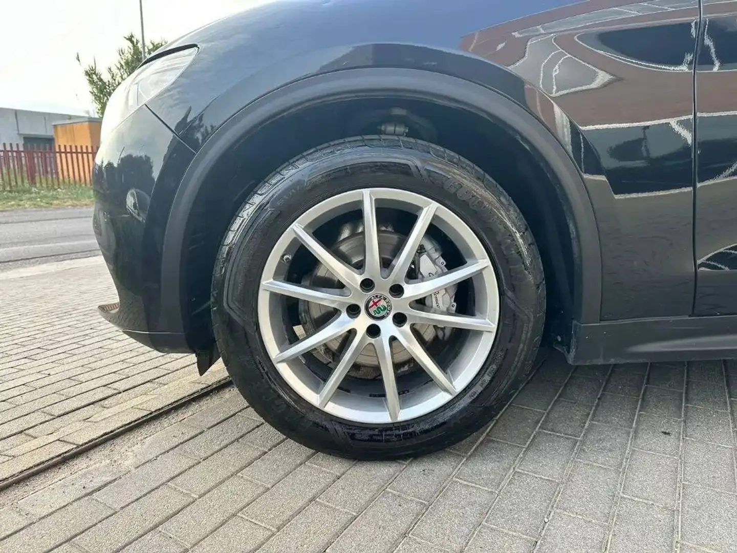 Alfa Romeo Stelvio 2.2 t Business Q4 210cv auto Noir - 2